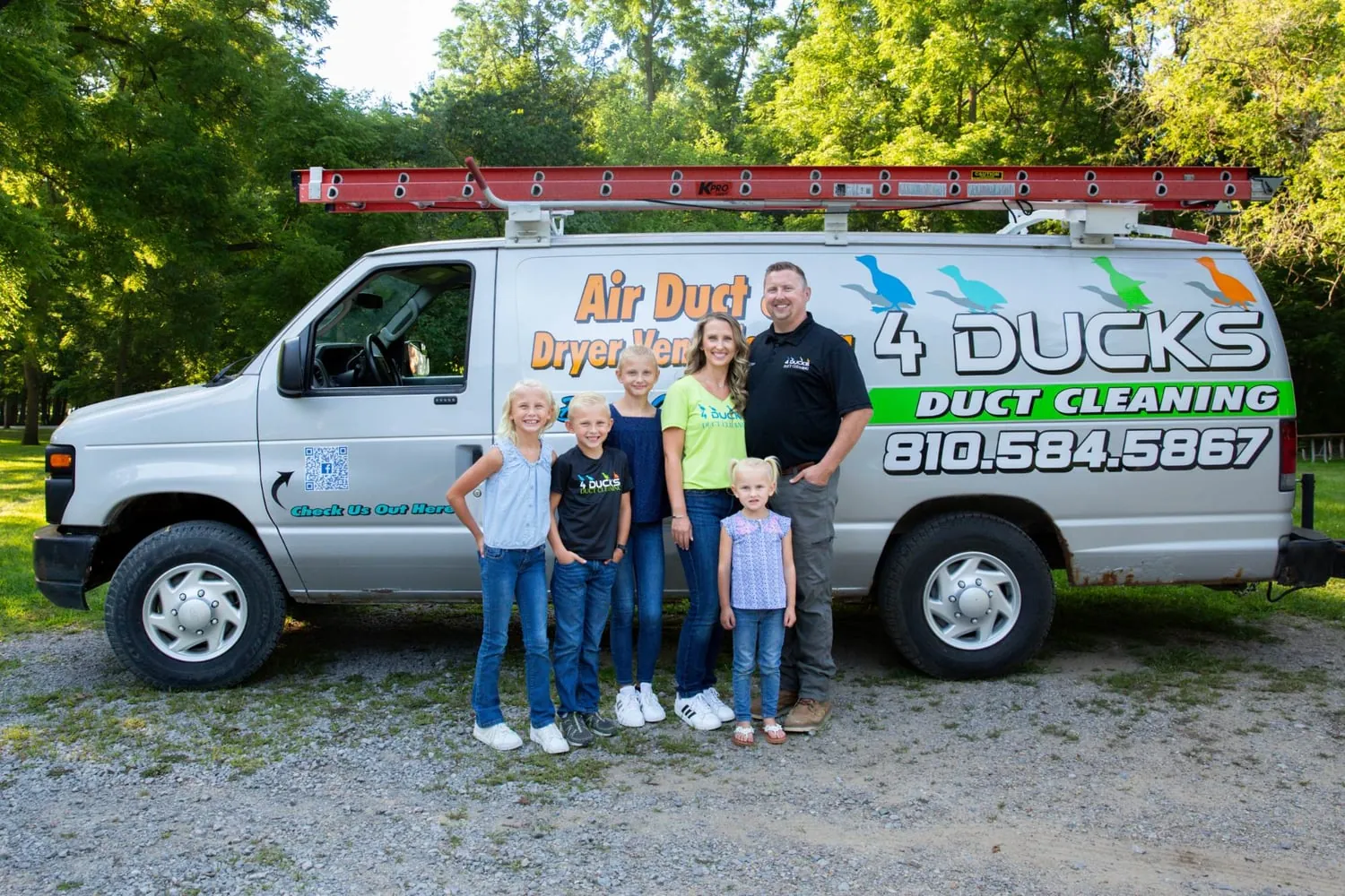 4 Ducks Duct Cleaning technicians serving Swartz Creek, MI