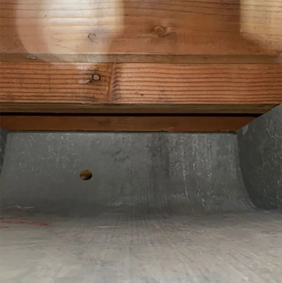 Same metal air duct after professional cleaning